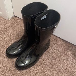Black UGG Rainboots. Never worn.